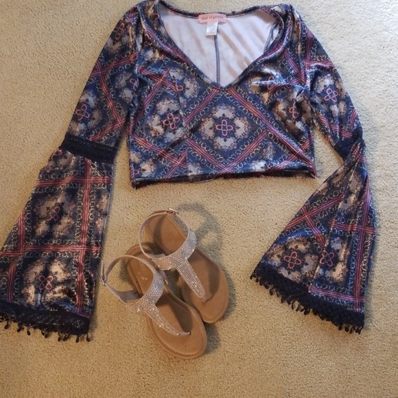 Band of Gypsies Tops - ☆ Band of Gypsies ☆ Velvet Bell Sleeve Crop Top